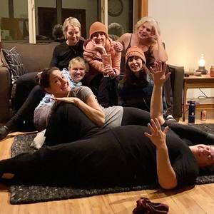 Meet your Posher, Leslie